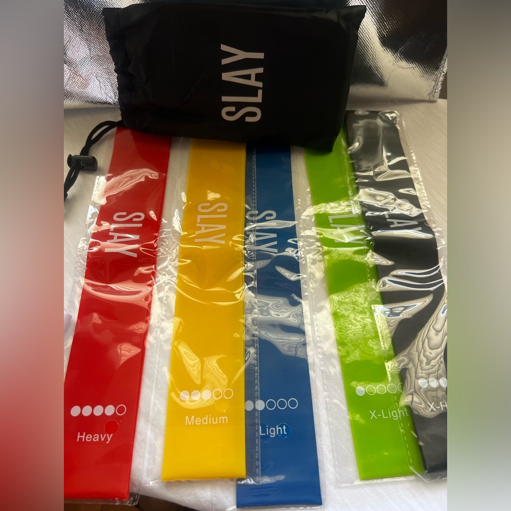SLAY workout Accessory Set - Picture 3 of 3